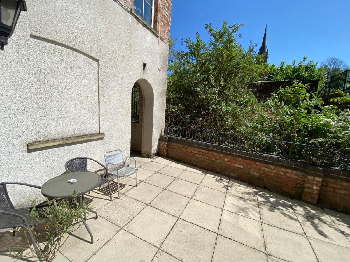Quirky Town Centre Apartment With River Terrace Macclesfield Exteriér fotografie